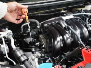 10 COSE che ogni GUIDATORE dovrebbe saper FARE sulla PROPRIA AUTO